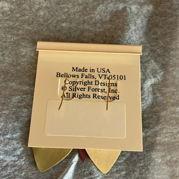 NWT Silver Forest handcrafted earrings 18k onsurgical steel earrings copper pink - Picture 2 of 2